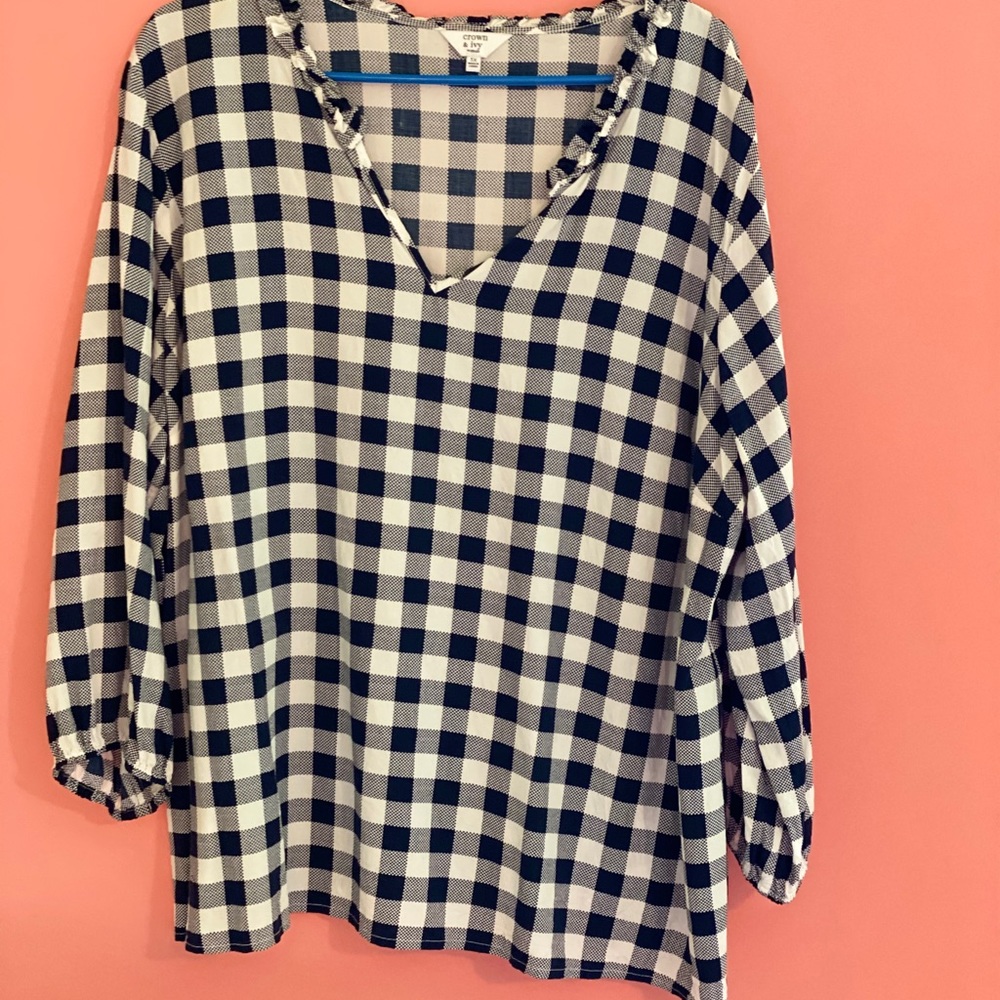 Like New Crown&Ivy Blouse